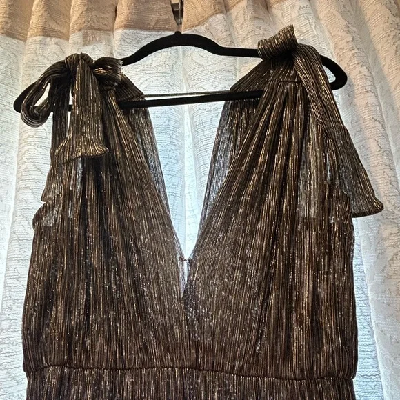 ray dress in gold sabina musayev Sabina Musayev Ray Dress in Gold Size 6-10
